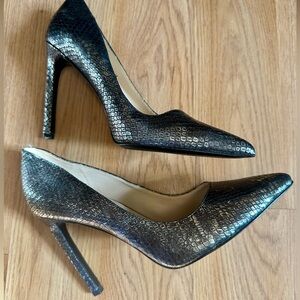 Elegant Black and Gold High Heels